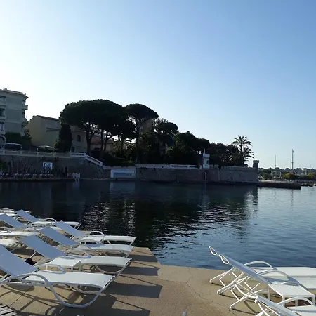 T2 Le Colombier Standing Apartment Antibes